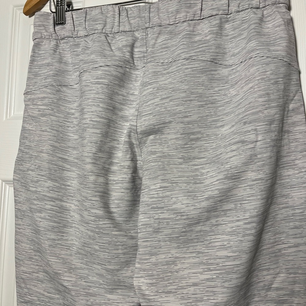 Lululemon On The Fly Pant Wee Are From Space Nimbus Grey Sz 8 EUC - Picture 6 of 8